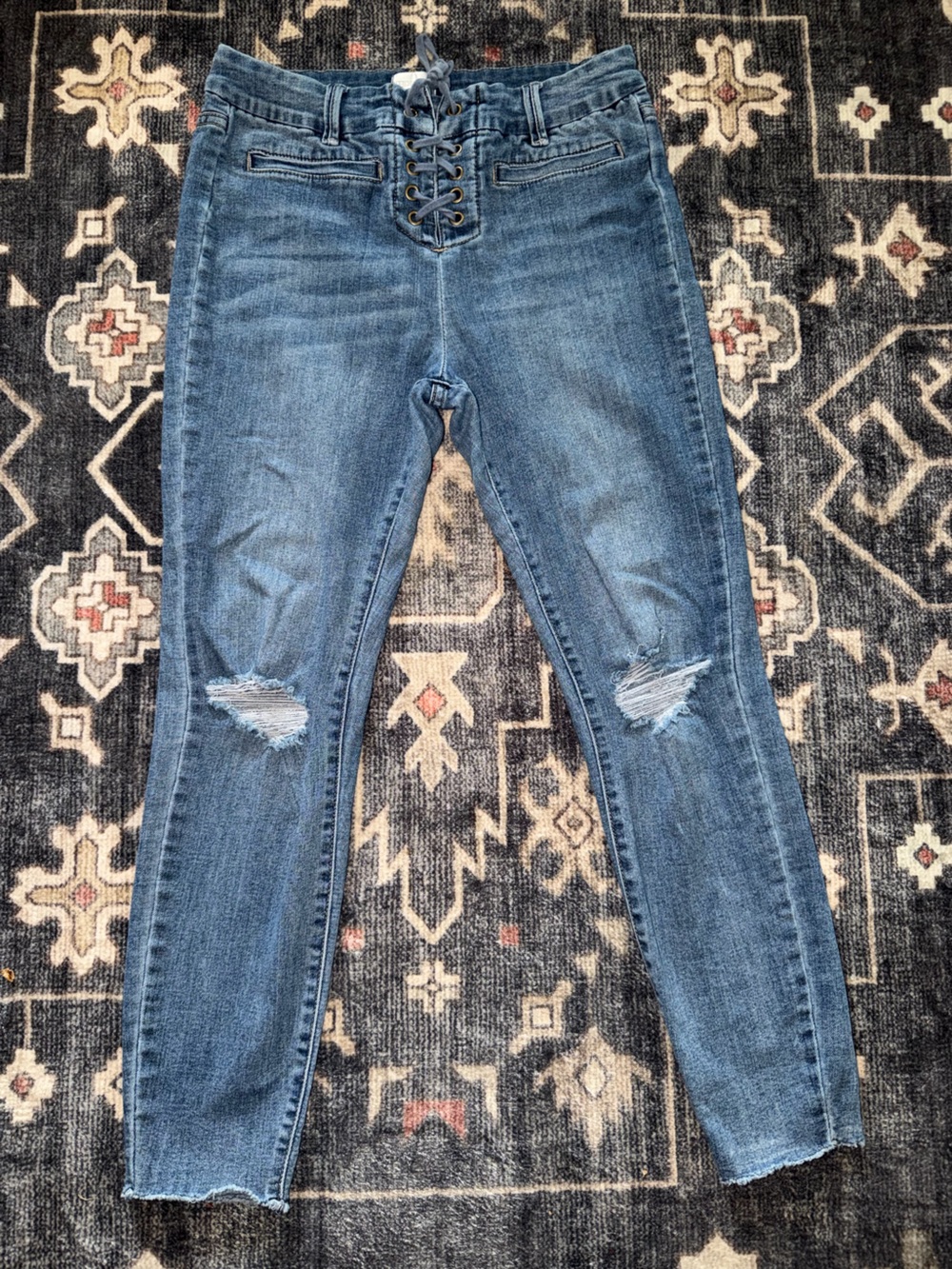 Women’s Amuse Society  Lace-Up Medium Blue Skinny Jeans !
